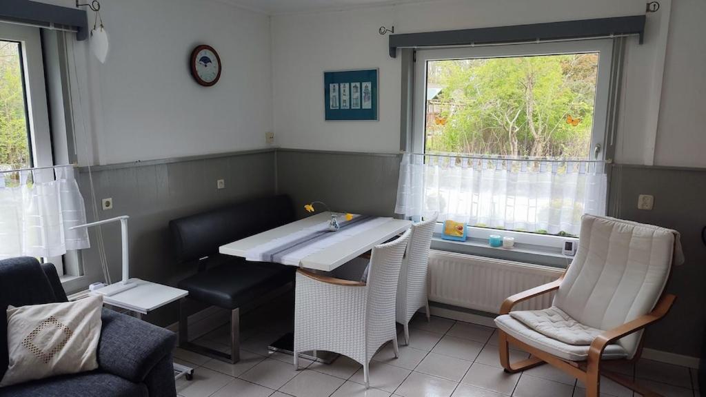 Vakantiehuis Hollum Ameland Dichtbij Strand En Met Ruime Tuin - Ameland39 Nl Экстерьер фото